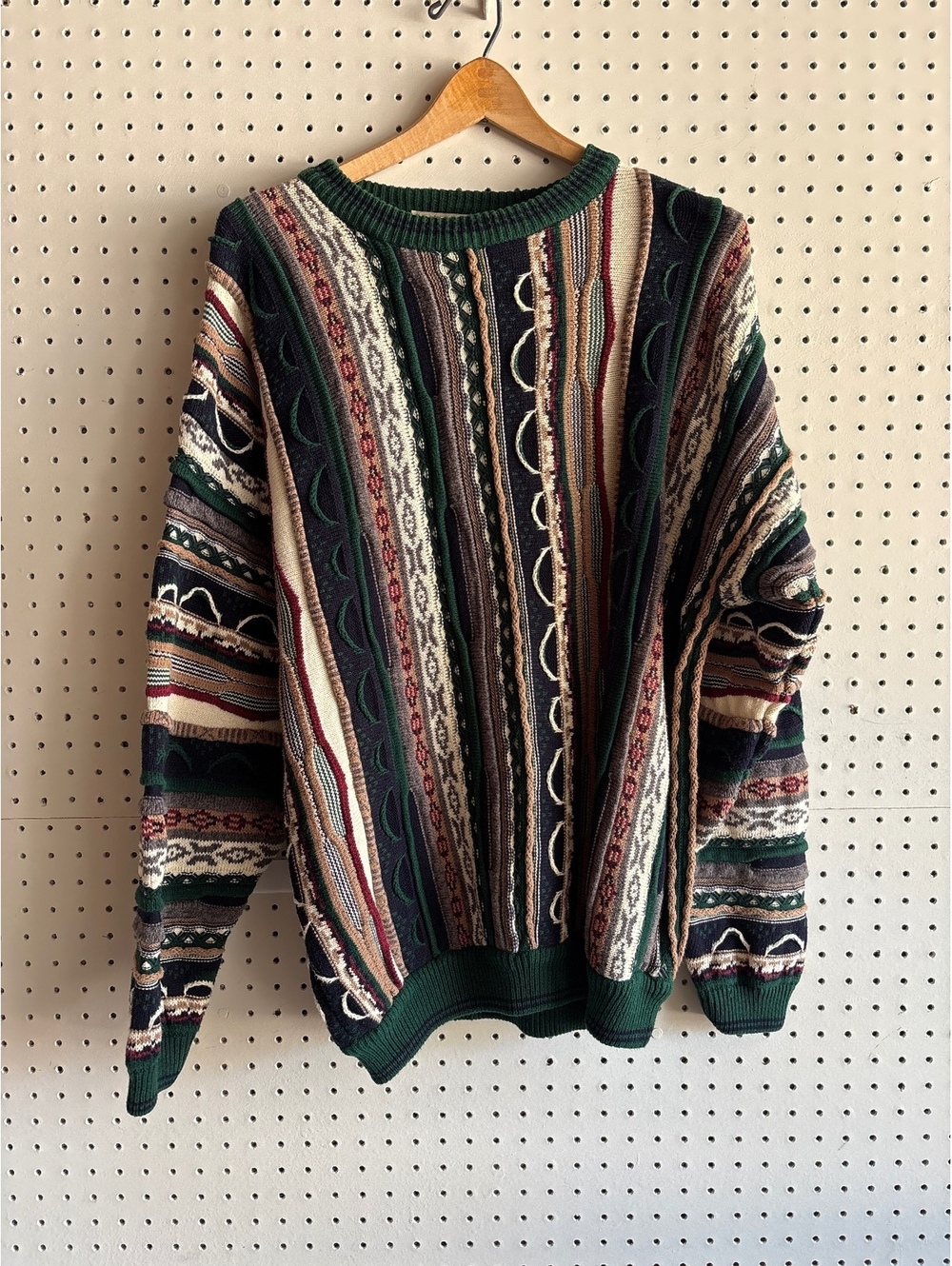 Cotton Traders Men's Large Multicolor Patterned Knit Sweater